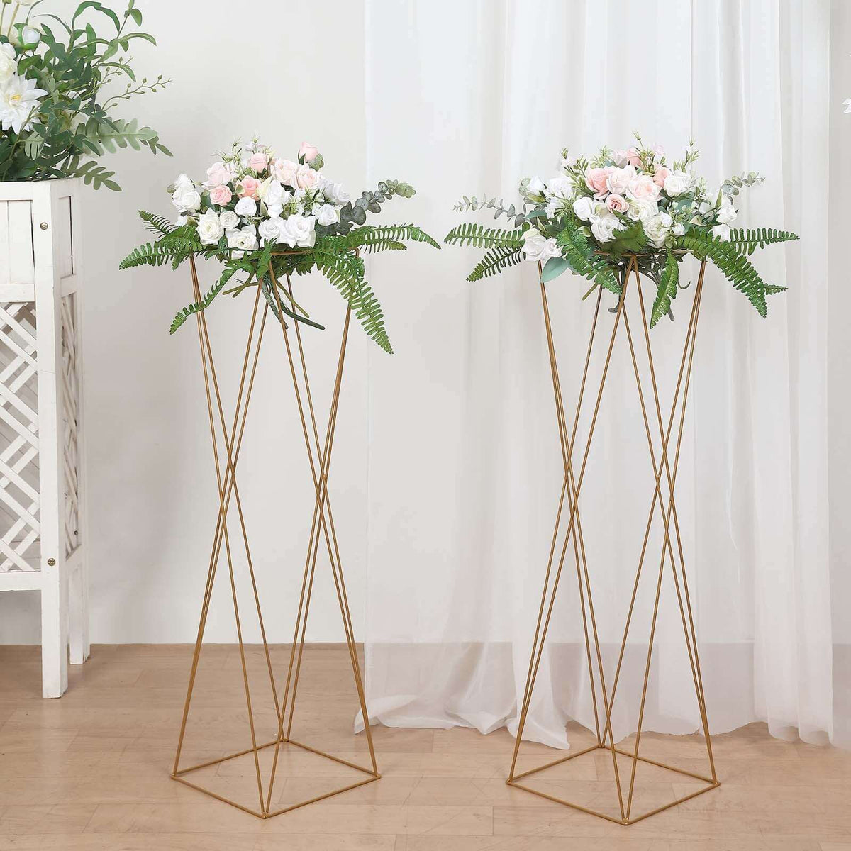 2-Pack Metal Pedestal Stands 32" Gold Geometric Crisscross Design - Open Column Wedding Centerpieces